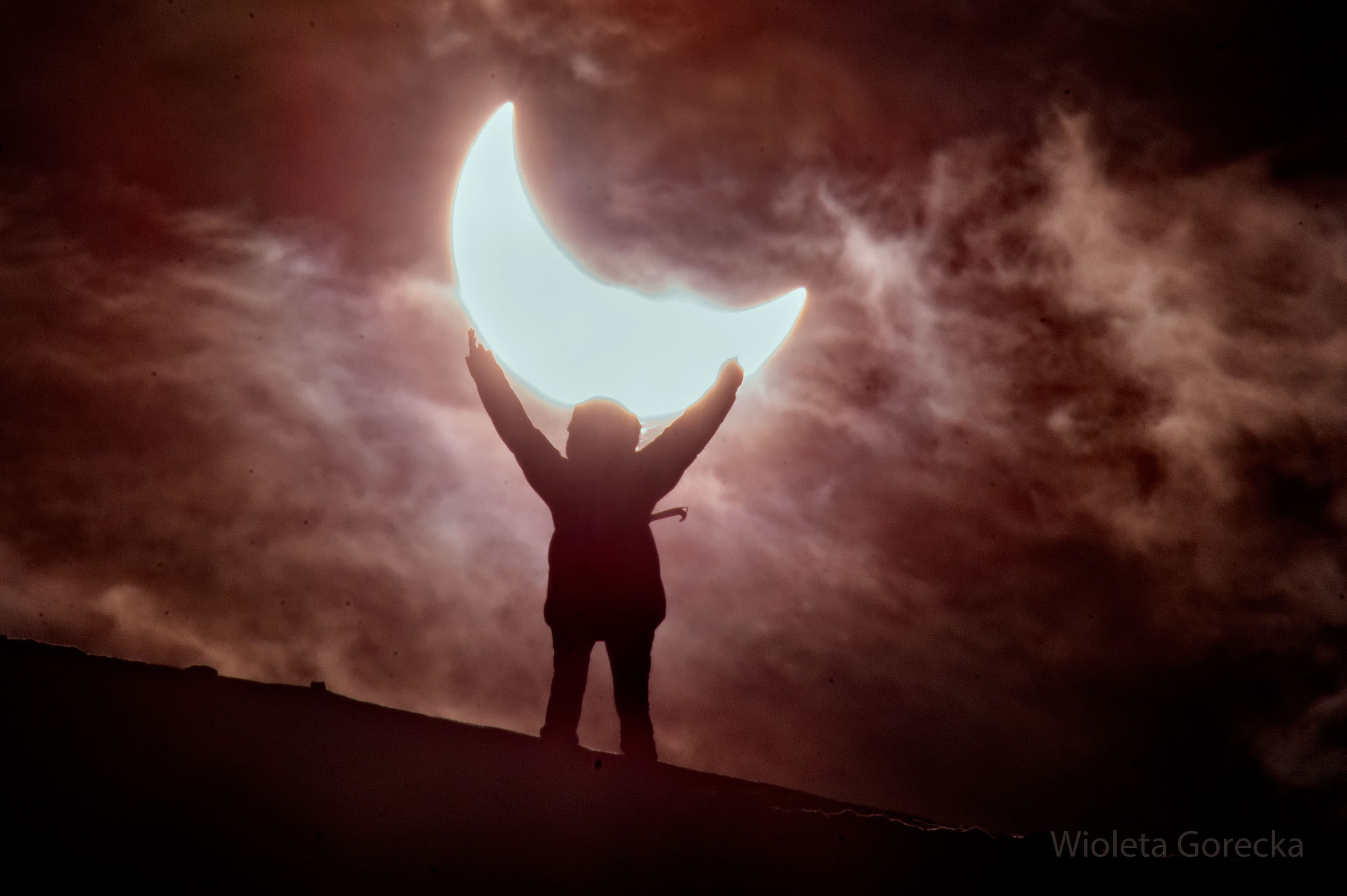 APOD: 2025 March 30 – A Partial Solar Eclipse over Iceland