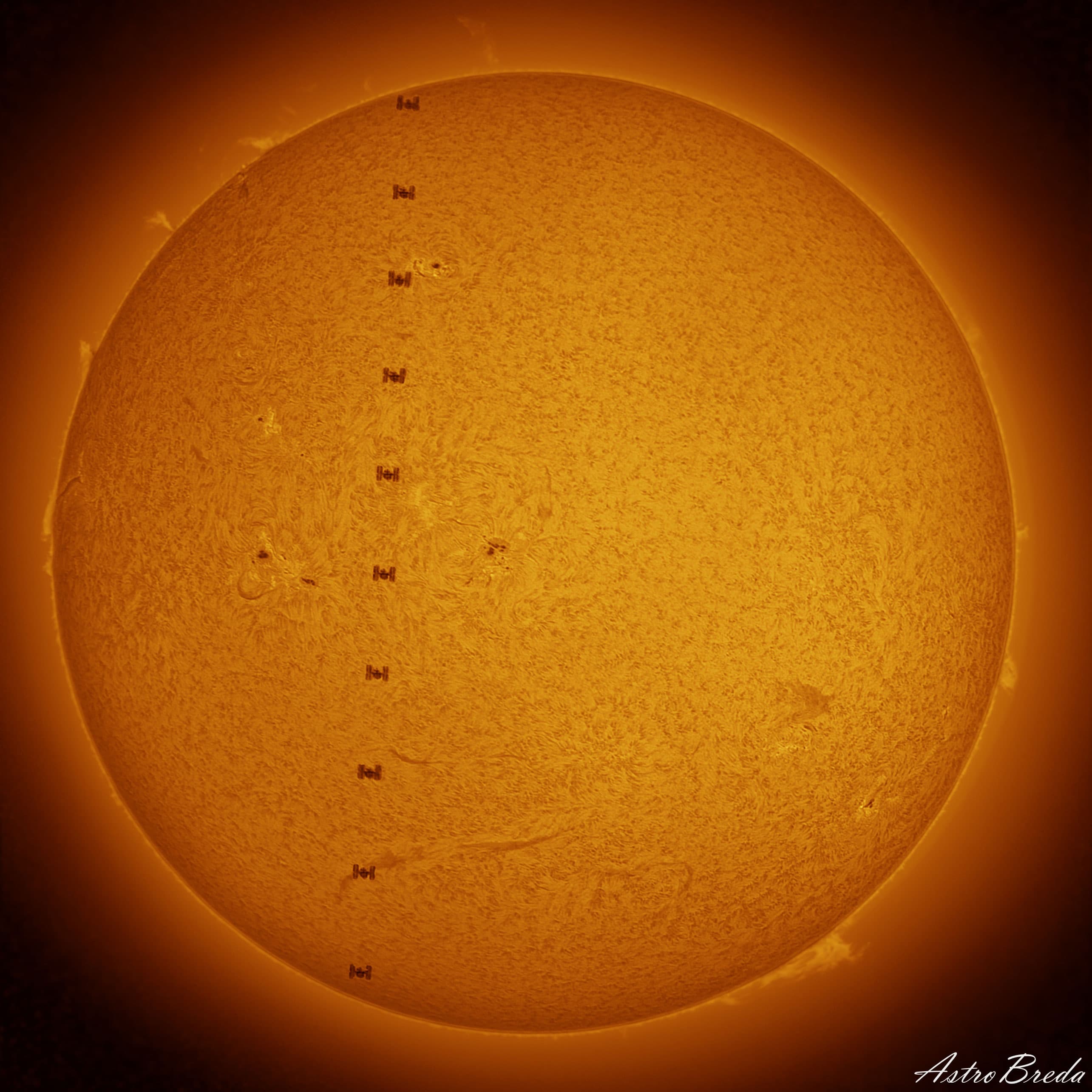 APOD: 2025 May 21 – International Space Station Crosses the Sun