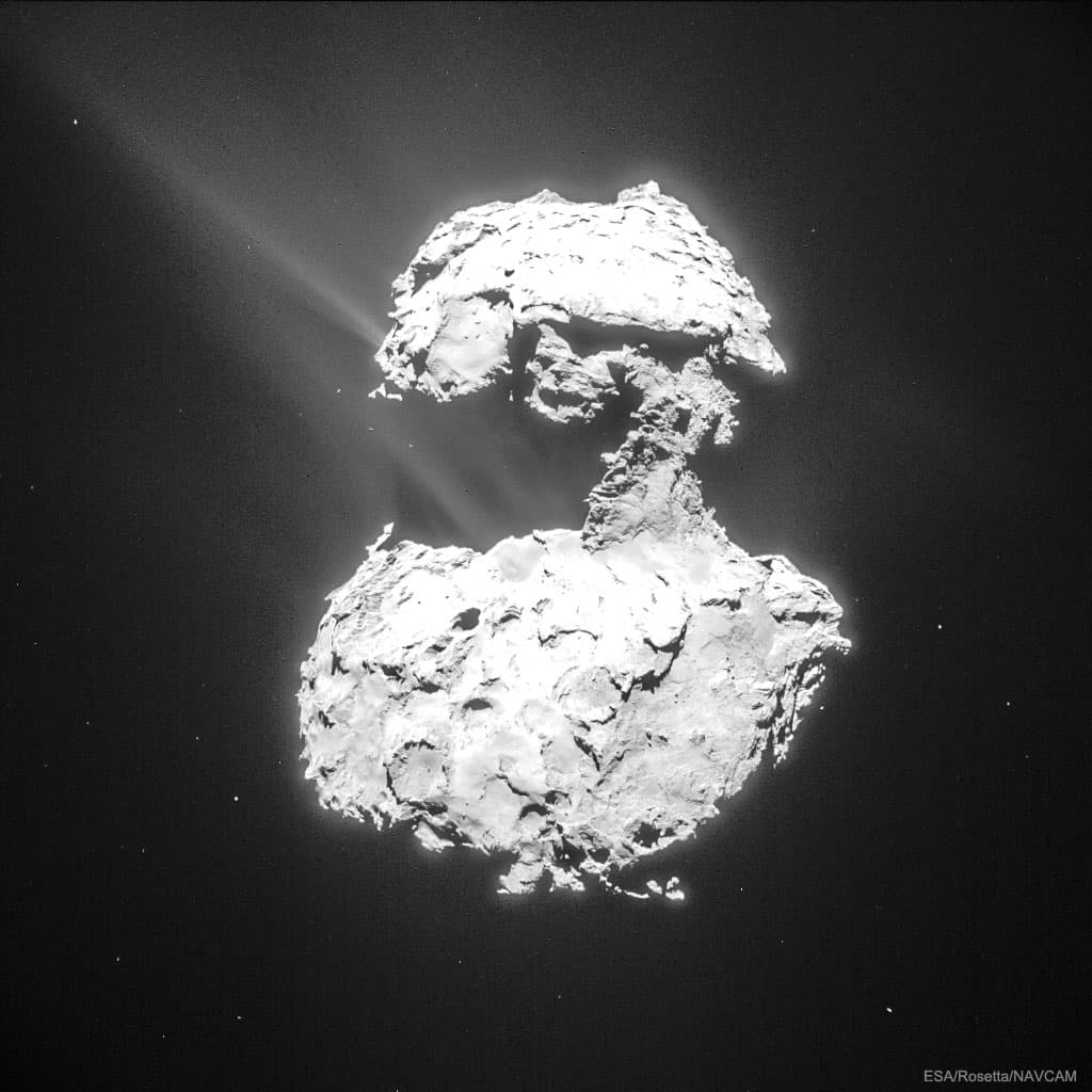 APOD: 2025 October 19 – Comet Churyumov Gerasimenko Creates Its Tails