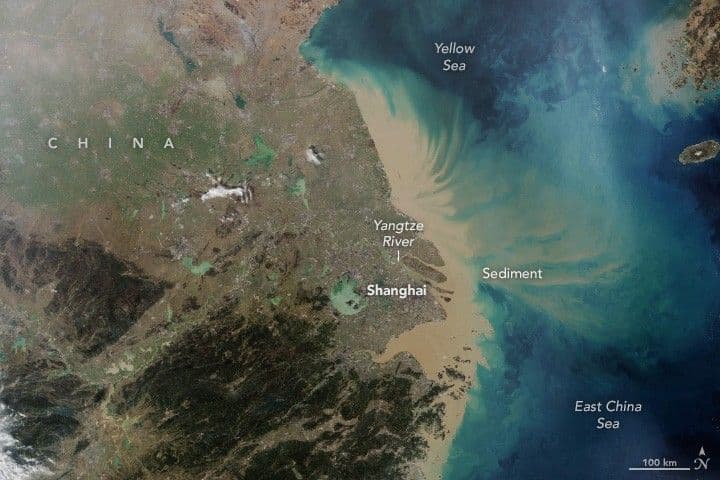 Sediment Fans Out Over the Yangtze Bank