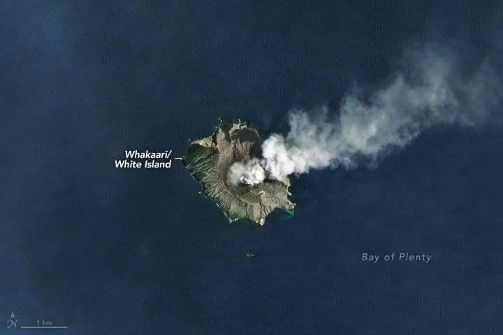 Another Puff from Whakaari