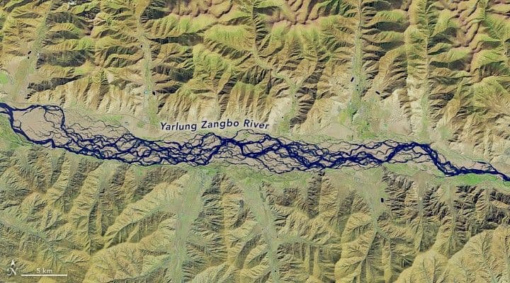 Braided River in Tibet Redraws Its Channels
