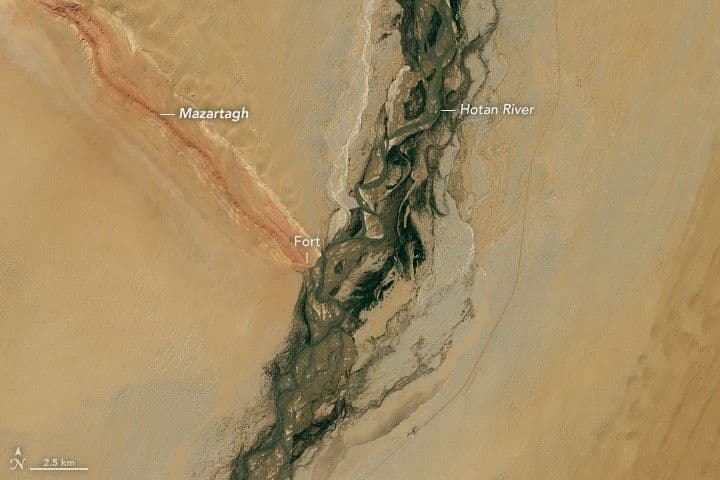 A Desert Intersection