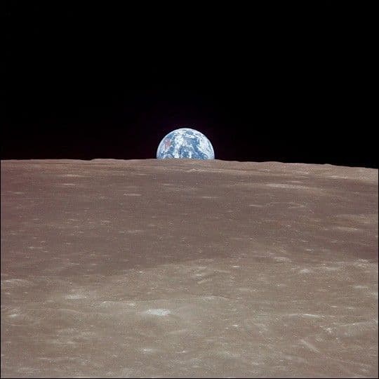Earth from the Moon: A Different Perspective on the Harvest Moon