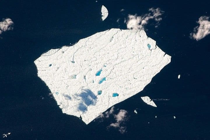 Melt Ponds, Petermann Ice Island