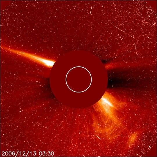 Solar Storm Heads for Earth