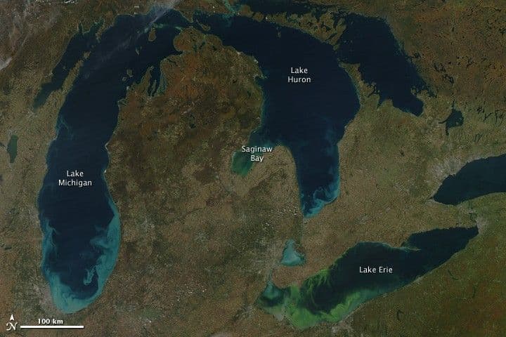 Sediment and Algae Color the Great Lakes