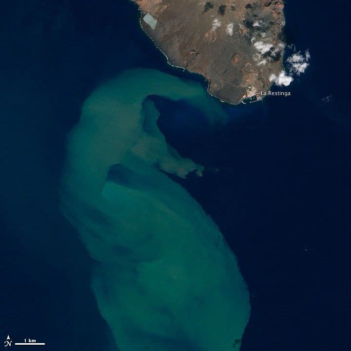 El Hierro Still Churning the Sea