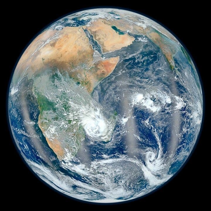 Earth, Behind the Scenes