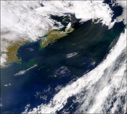 Dust over North Atlantic Ocean