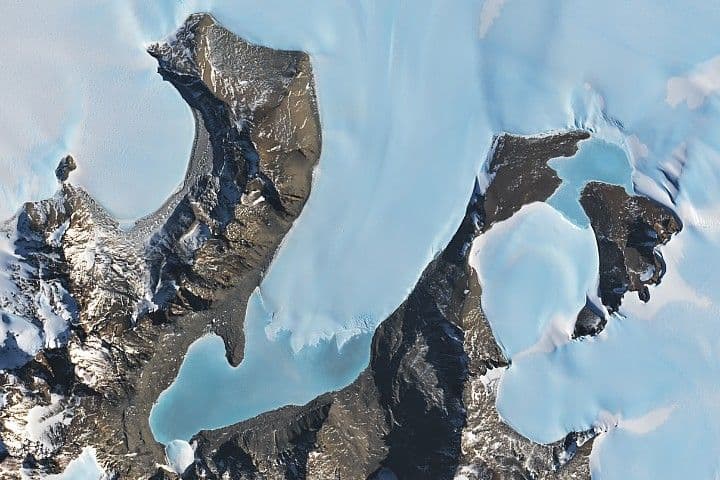 A Most Unusual Lake