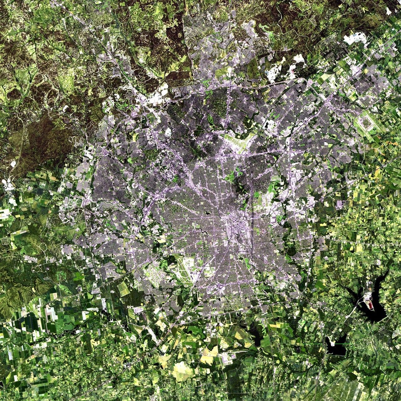 Urban growth, San Antonio, Texas