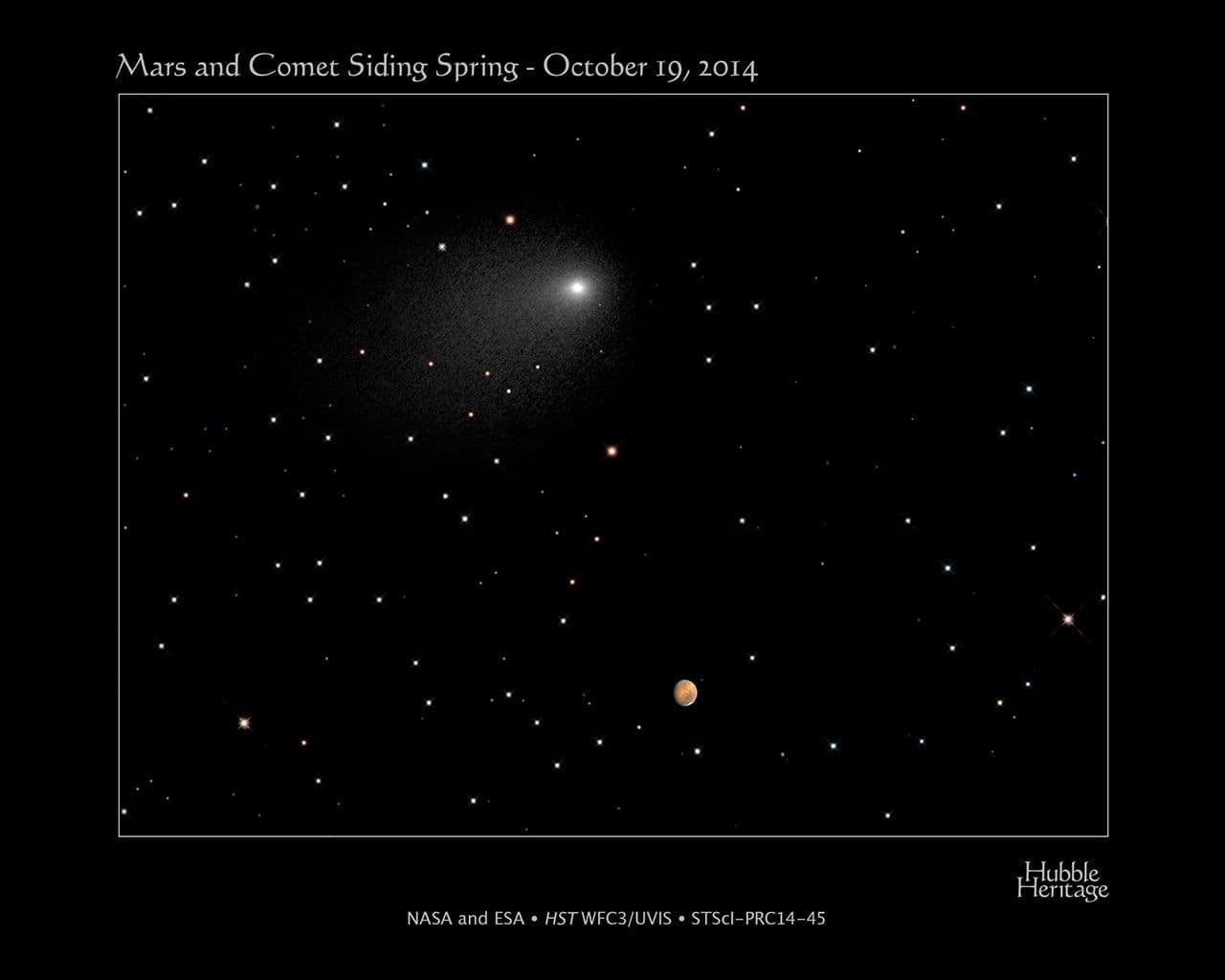 Close Encounters: Comet Siding Spring Seen Next to Mars