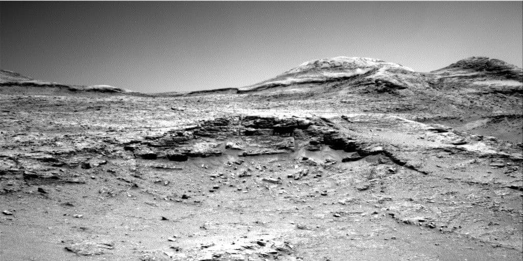 Curiosity Blog, Sols 4620-4621: Among the Hollows and the Ridges