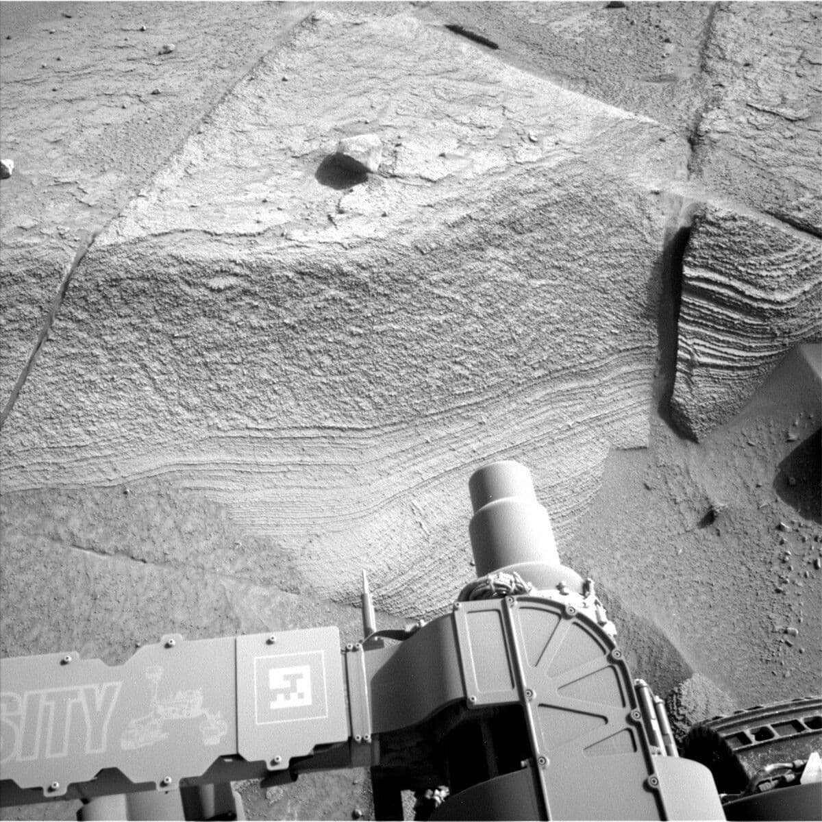 Sols 3773-3775: Geologists Love a Good Contact!