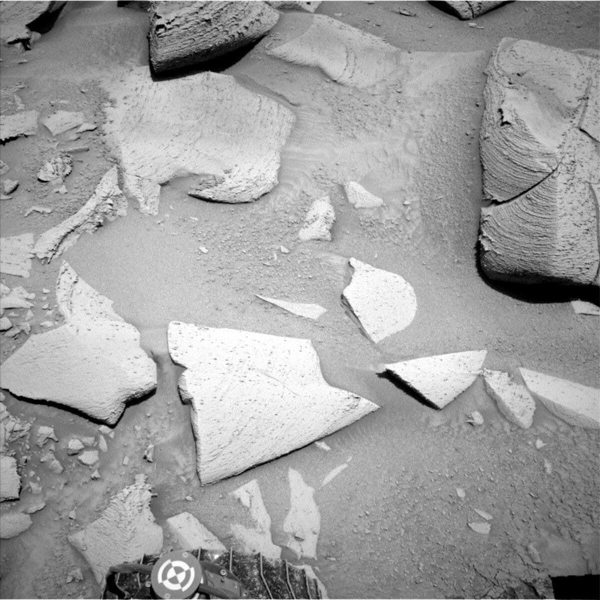 Sols 3803-3804: Making Tracks up Marker Band Valley