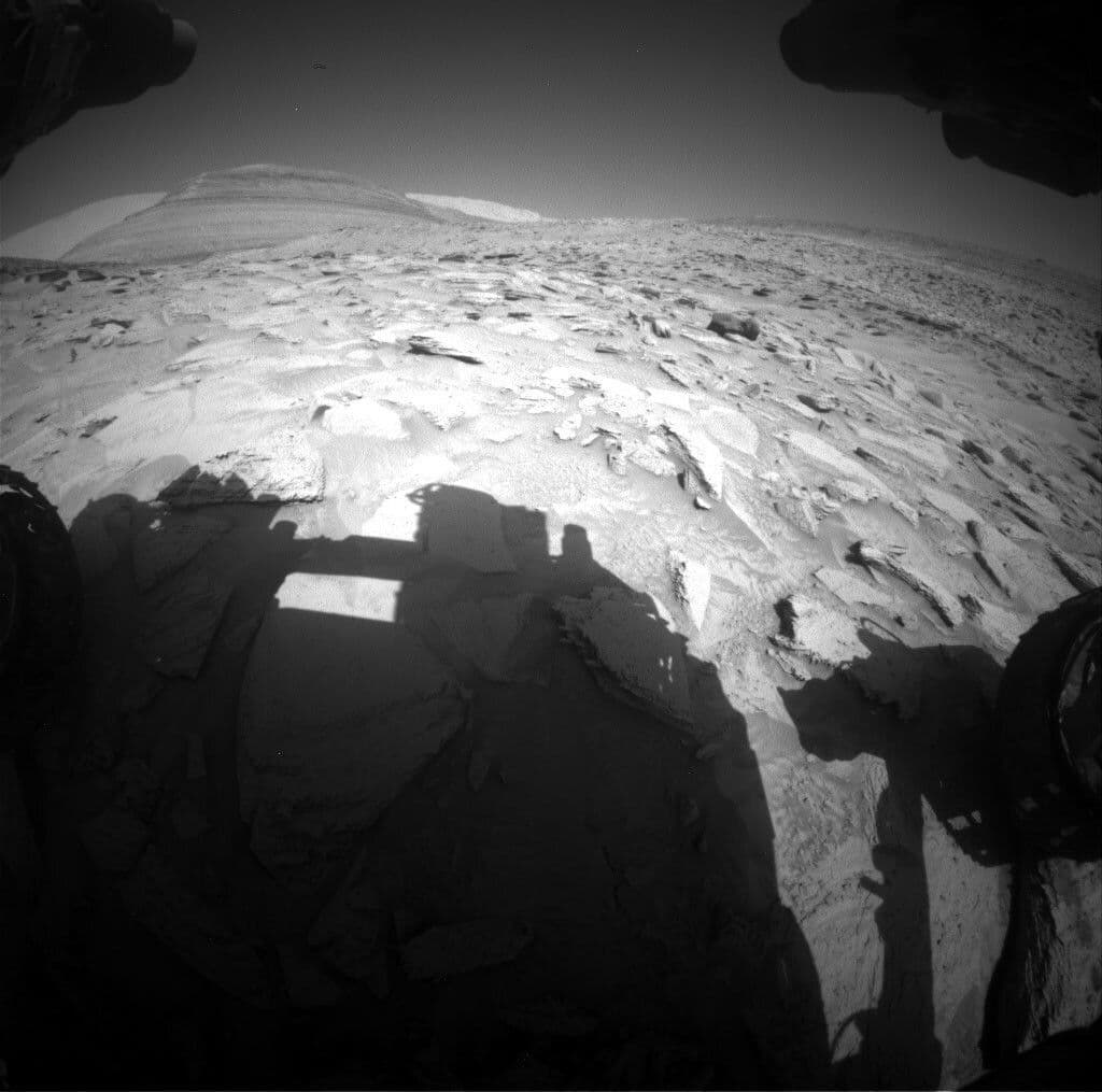 Sols 3807-3809: We Made It to the Top!