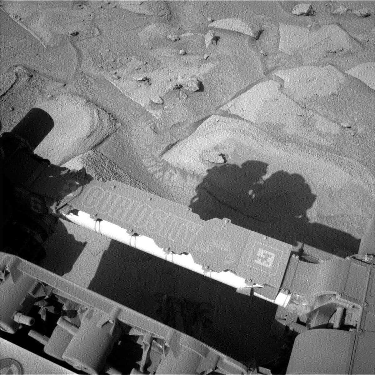 Sols 3859-3860: A Geologist in a Rock Shop
