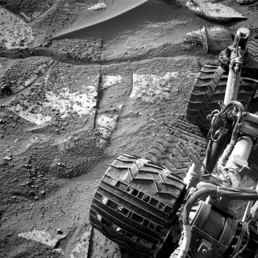 Sols 3914-3915: Blazing a Path to the Gediz Vallis Ridge
