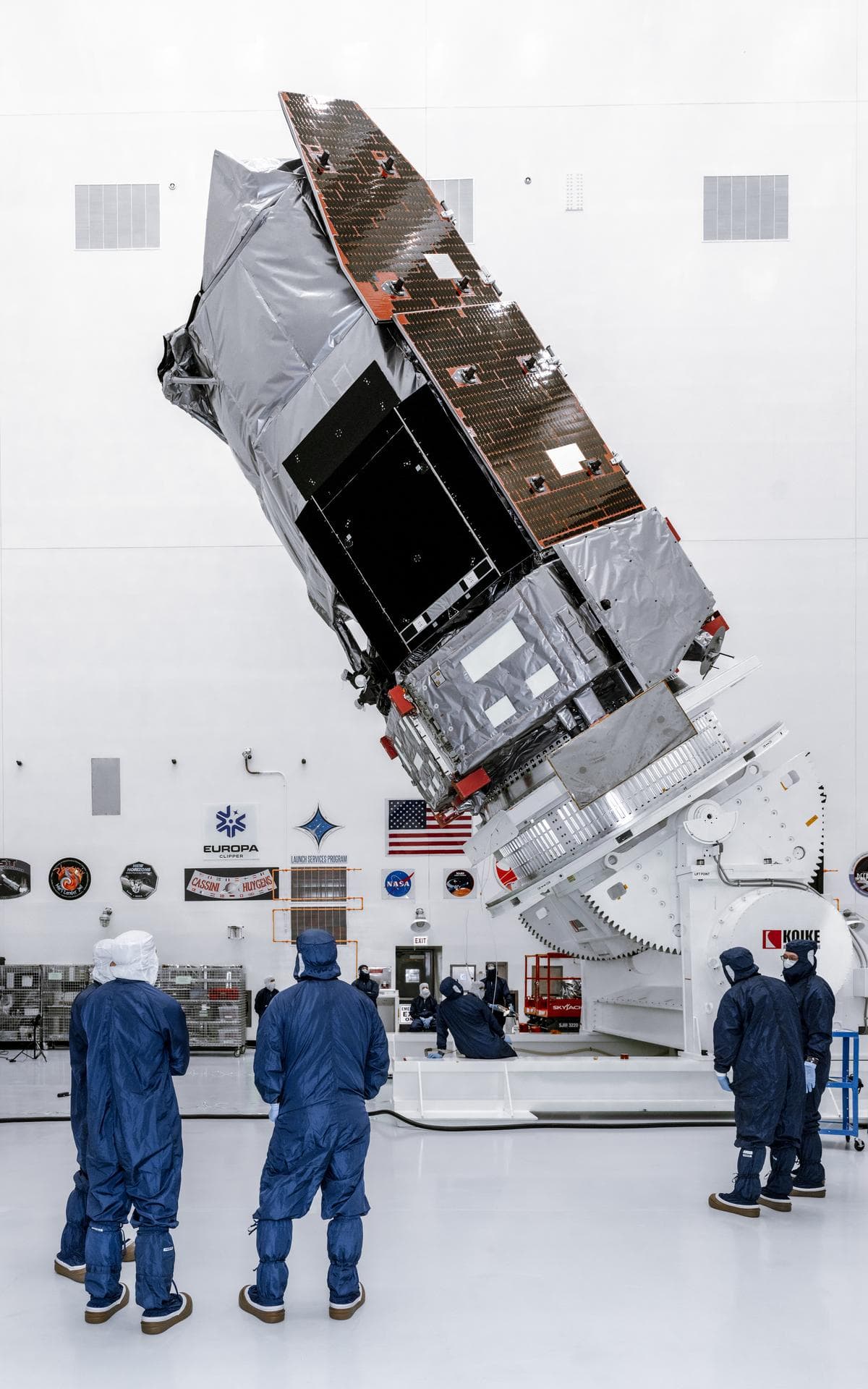 Telescope Milestone: NASA’s Roman Moves Vertical Ahead of Processing