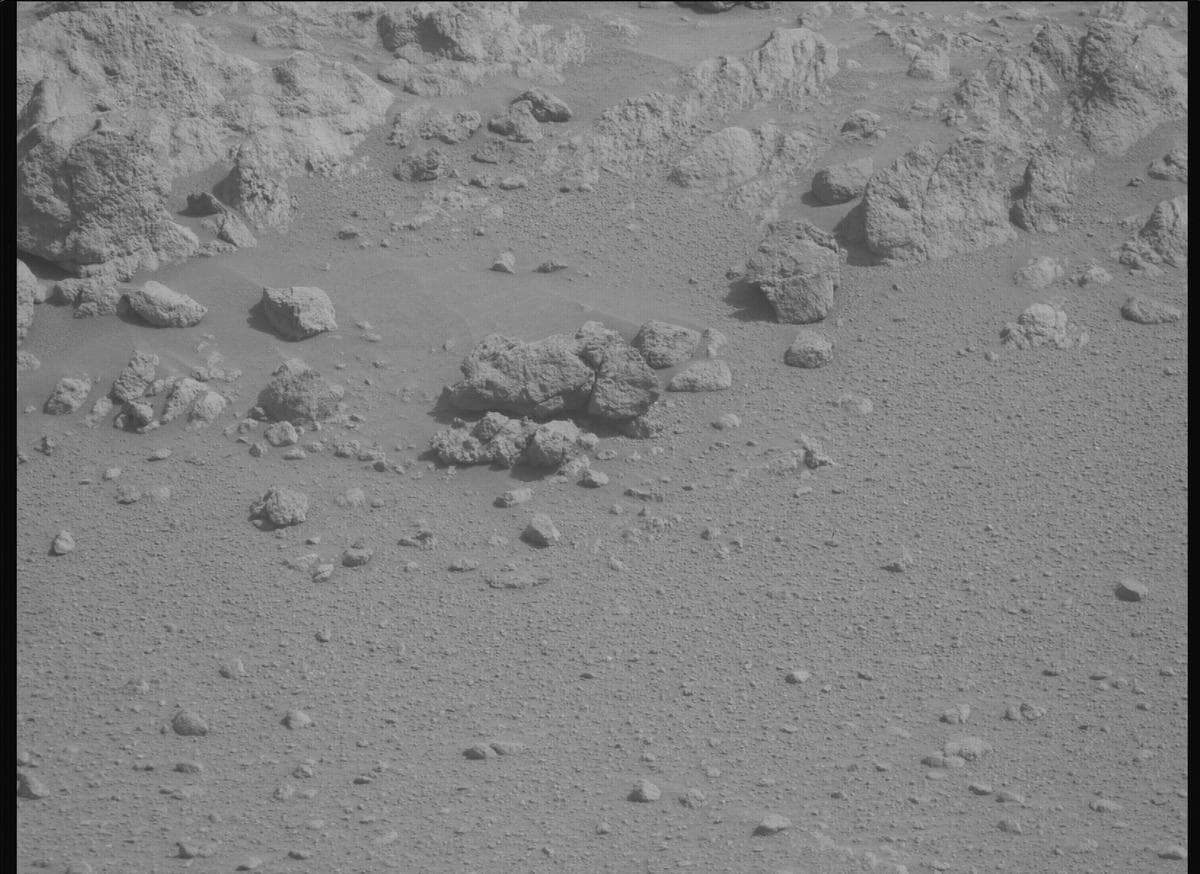 Foto de Marte da câmera MCZ_RIGHT