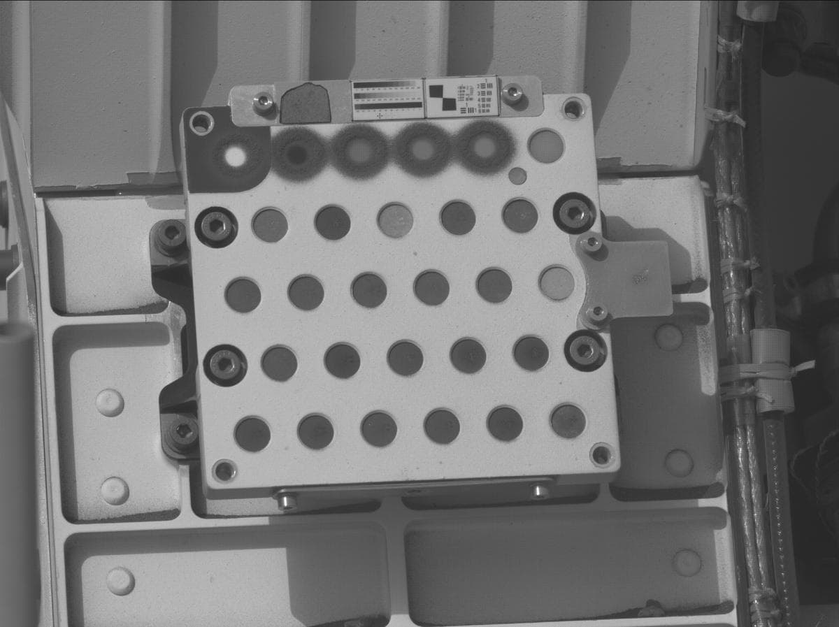 Foto de Marte da câmera MCZ_LEFT