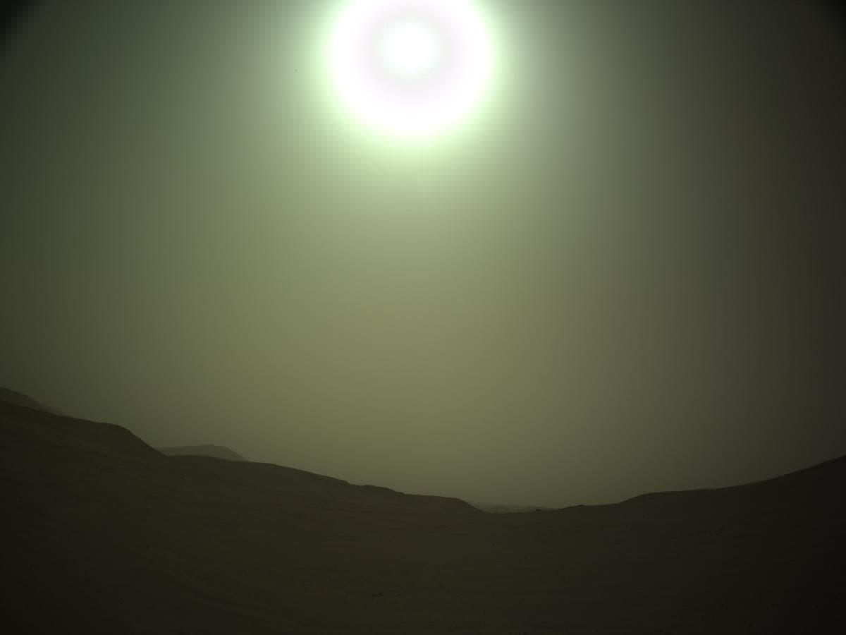 Foto de Marte da câmera NAVCAM_LEFT