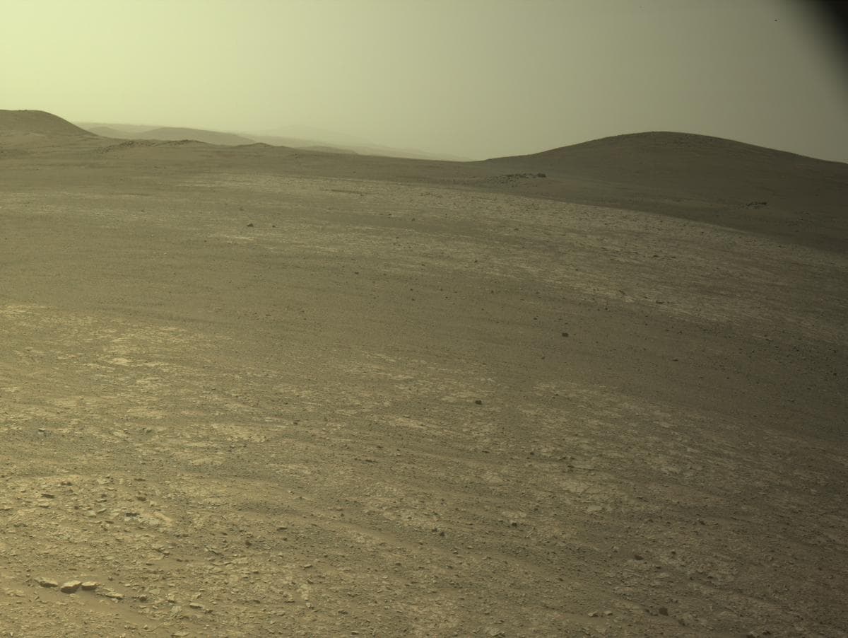 Foto de Marte da câmera NAVCAM_RIGHT