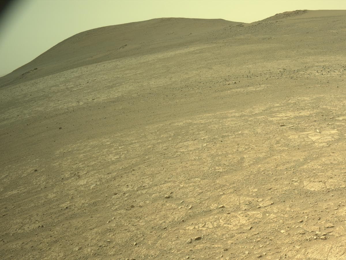 Foto do rover em Marte de 2026-02-06