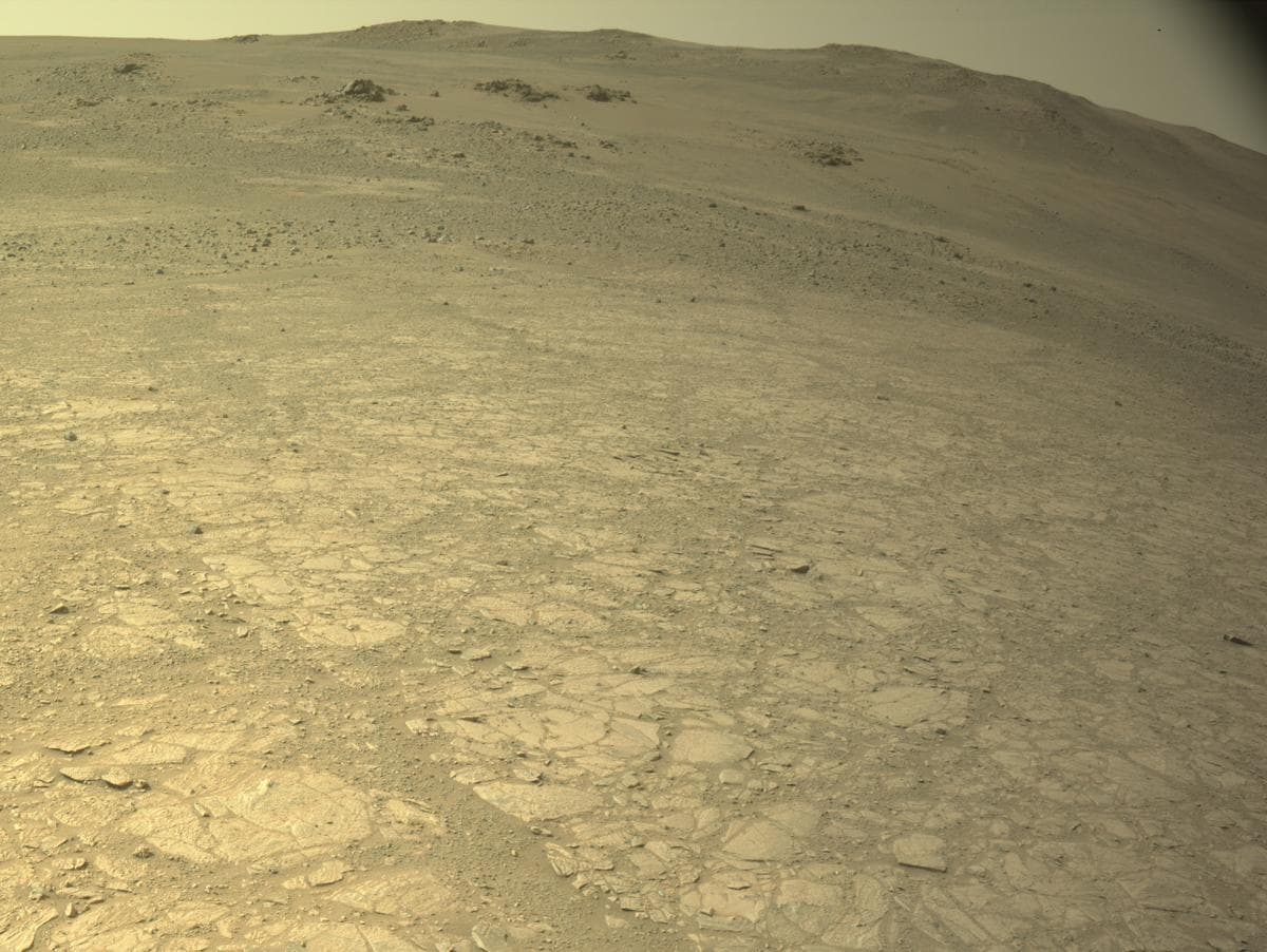 Foto do rover em Marte de 2026-02-06