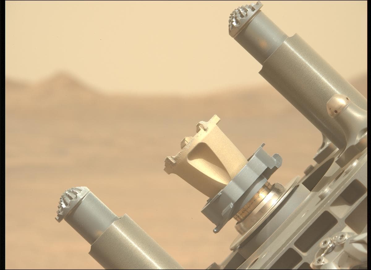 Foto de Marte da câmera MCZ_LEFT