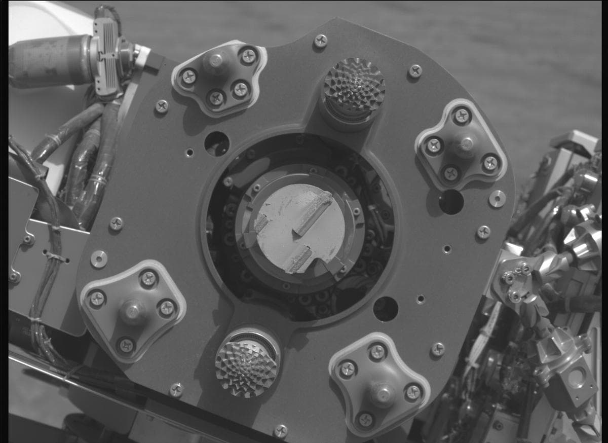 Foto de Marte da câmera MCZ_LEFT