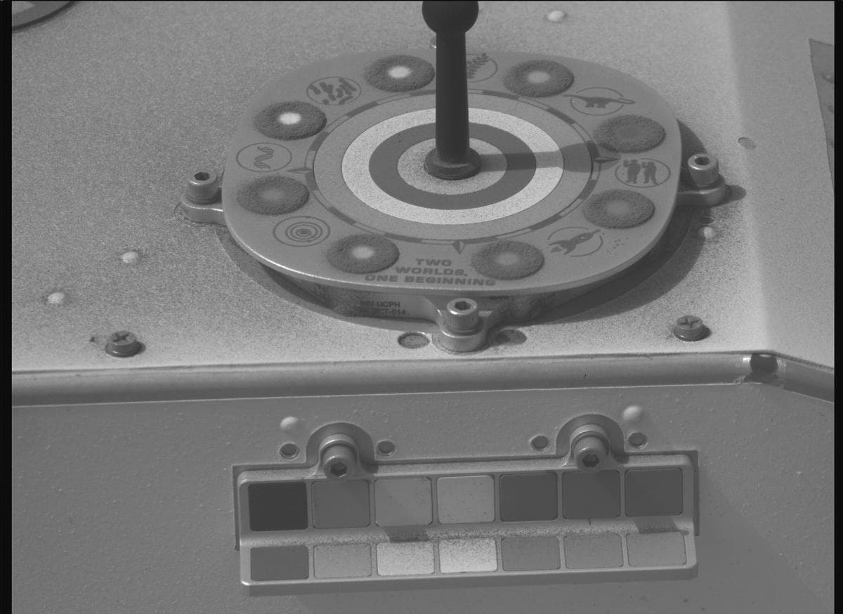 Foto de Marte da câmera MCZ_RIGHT