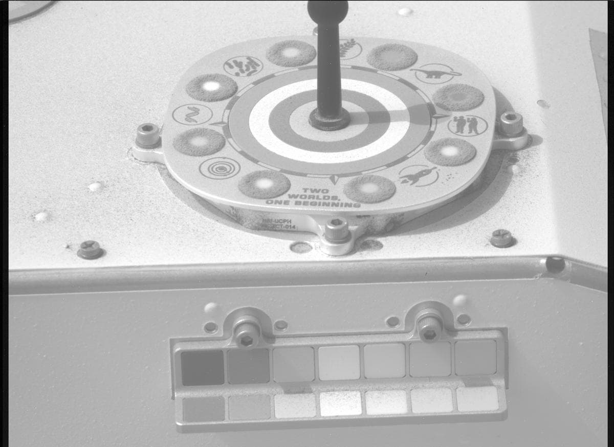 Foto de Marte da câmera MCZ_RIGHT