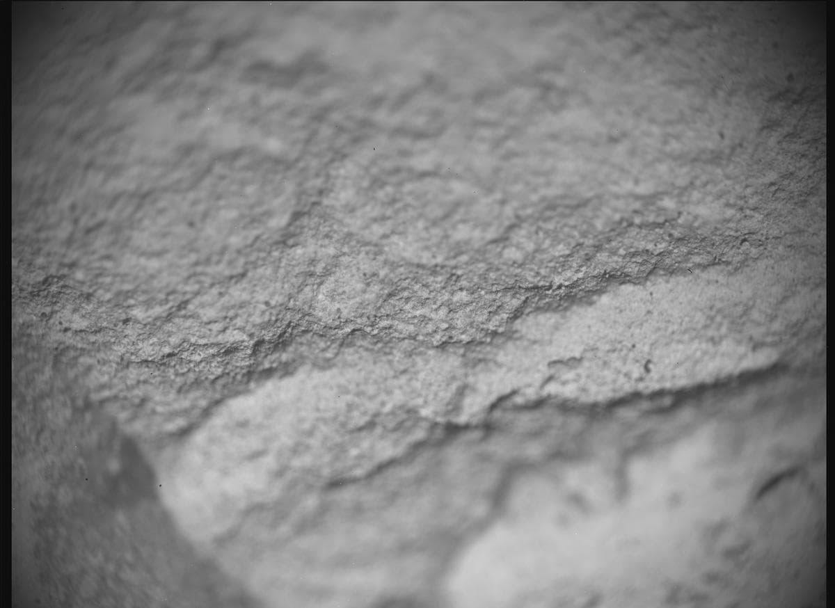 Foto de Marte da câmera SHERLOC_ACI