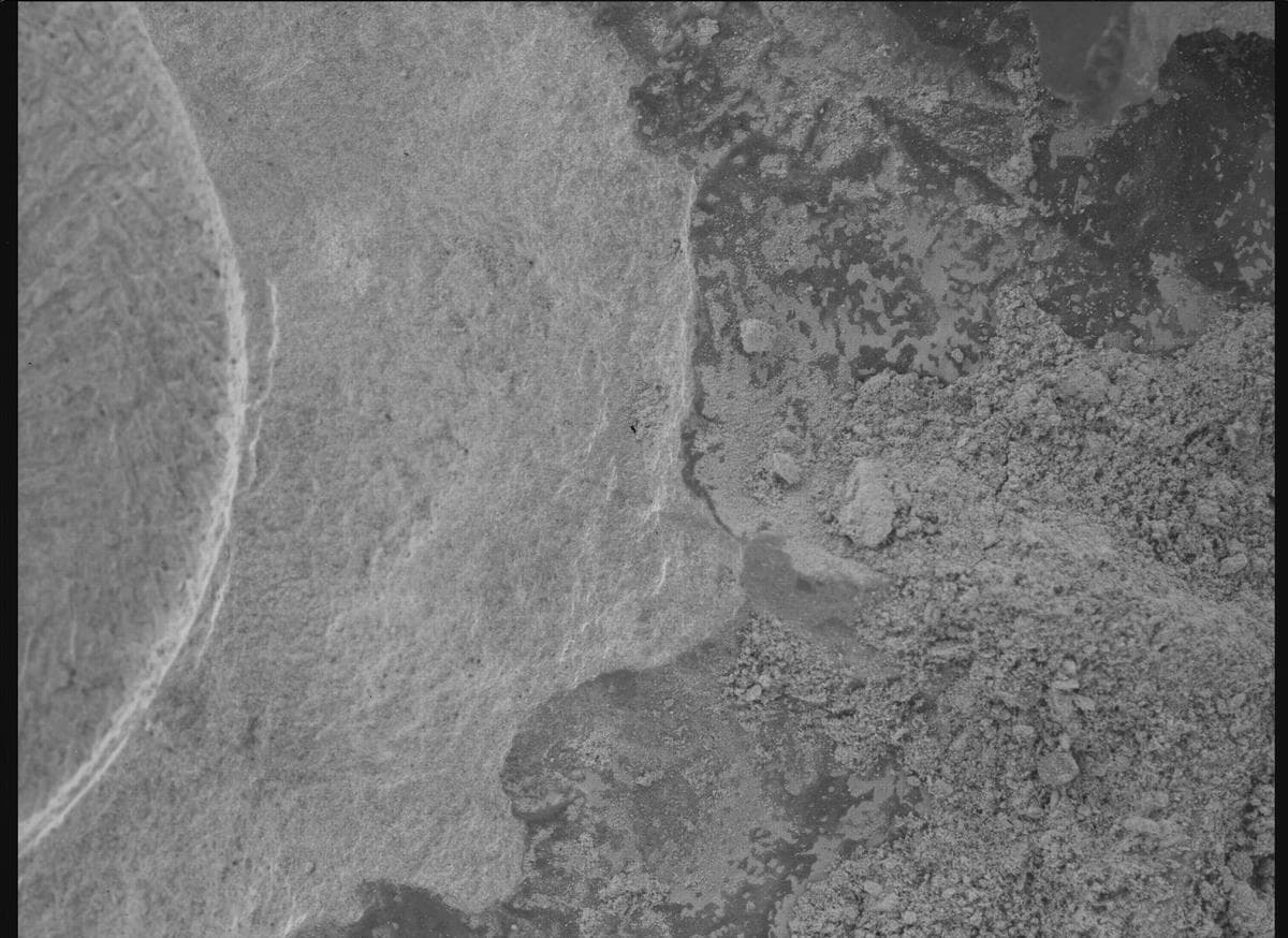 Foto de Marte da câmera SHERLOC_WATSON