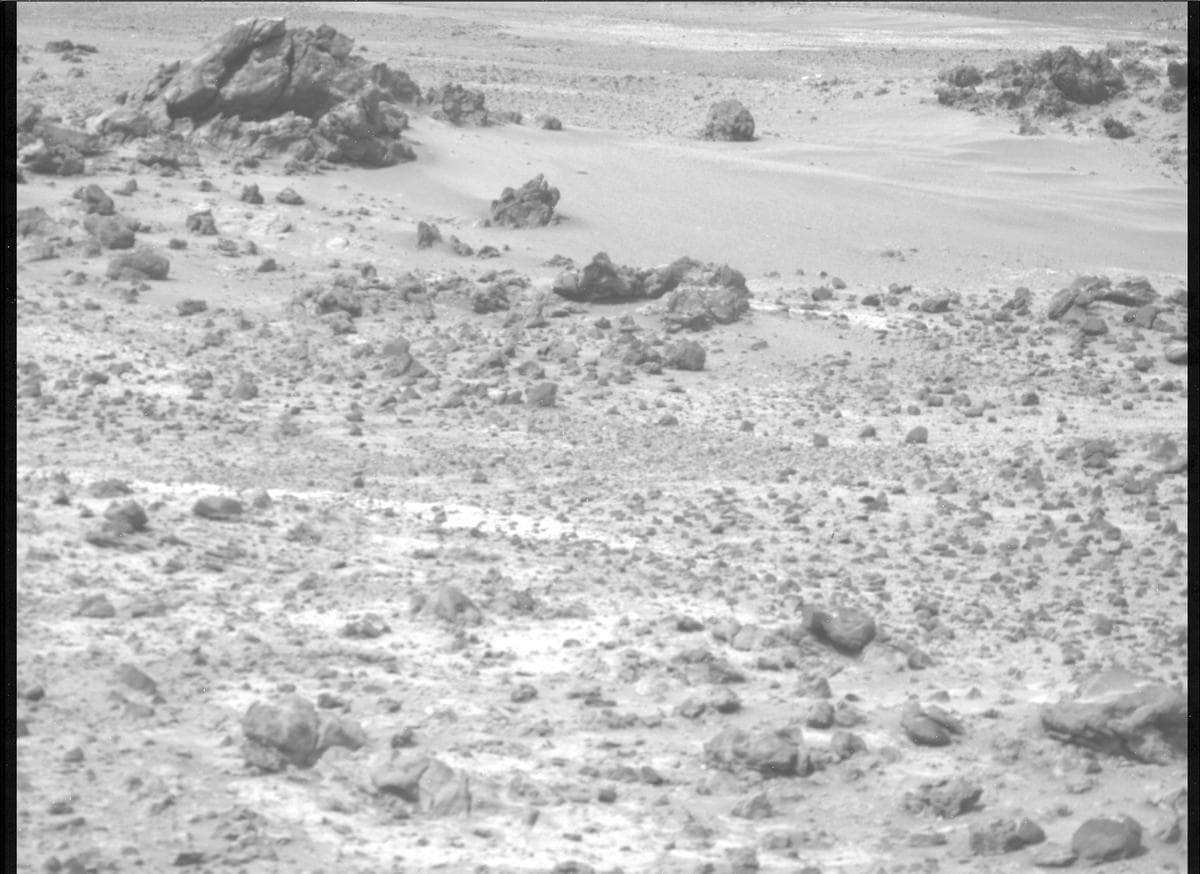 Foto de Marte da câmera MCZ_RIGHT