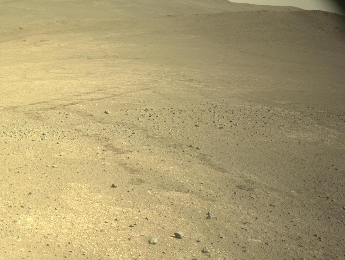 Foto do rover em Marte de 2026-02-20