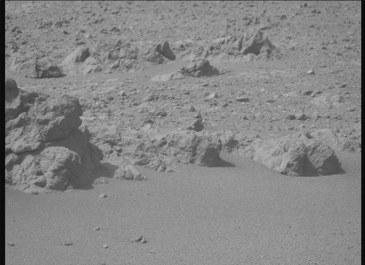 Foto de Marte da câmera MCZ_RIGHT