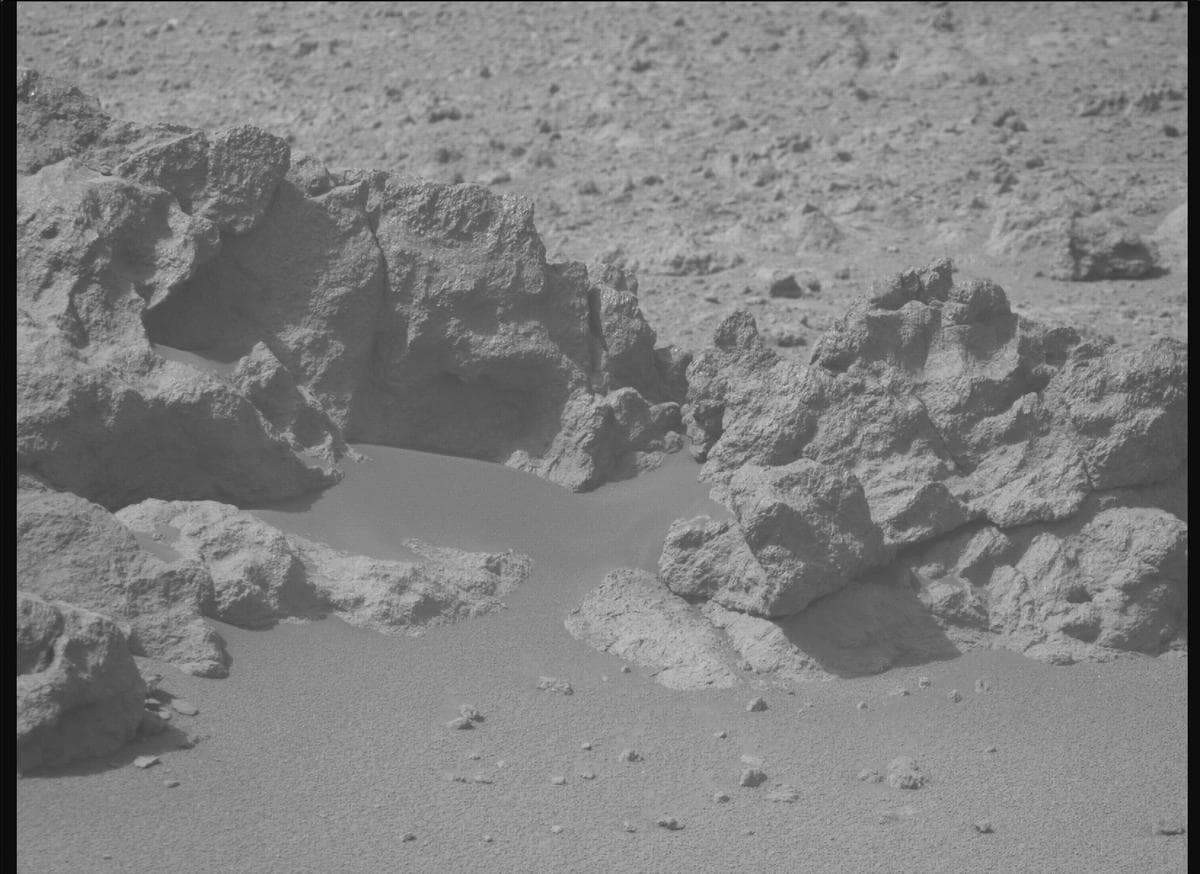 Foto de Marte da câmera MCZ_RIGHT