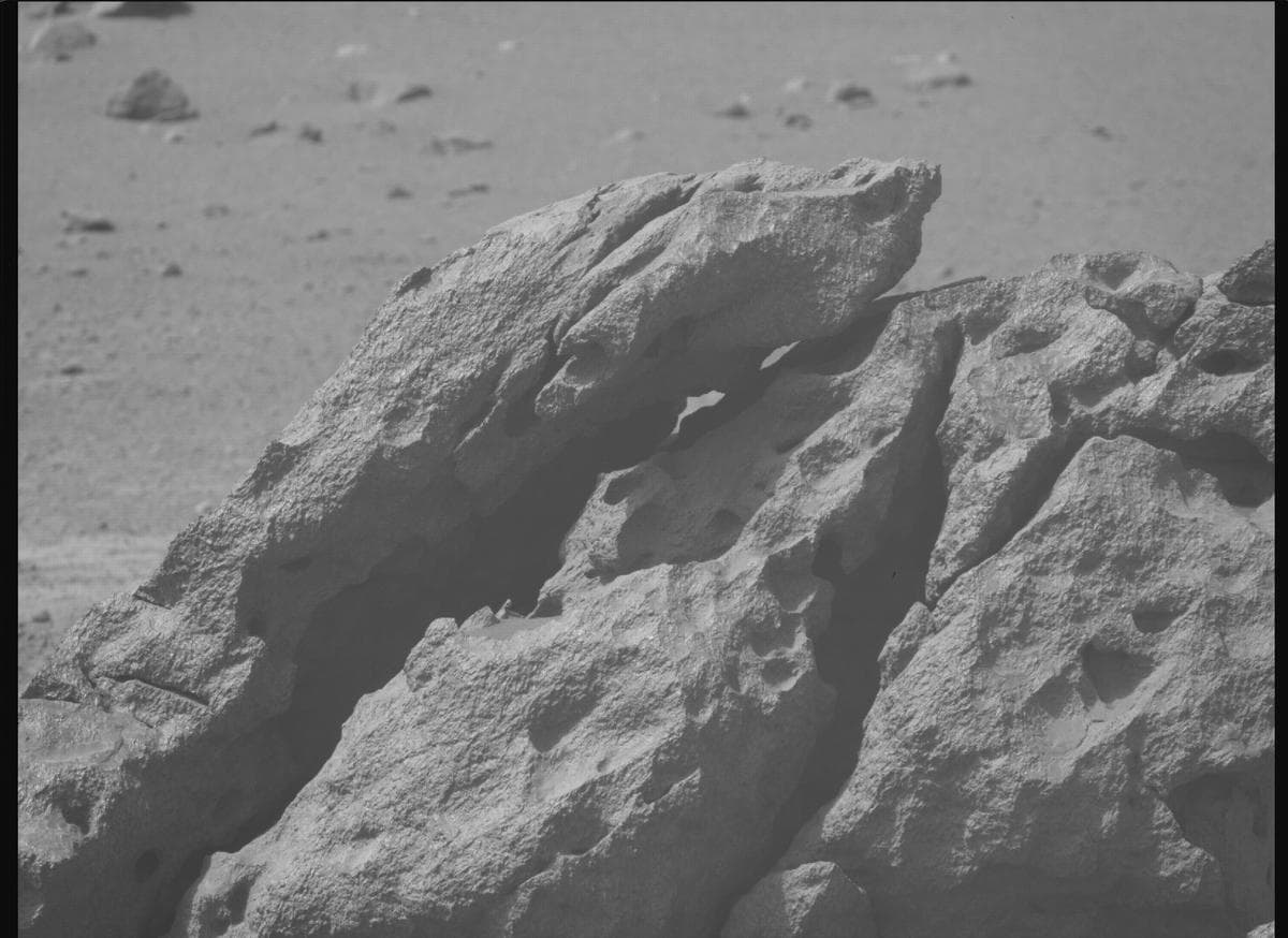 Foto de Marte da câmera MCZ_RIGHT