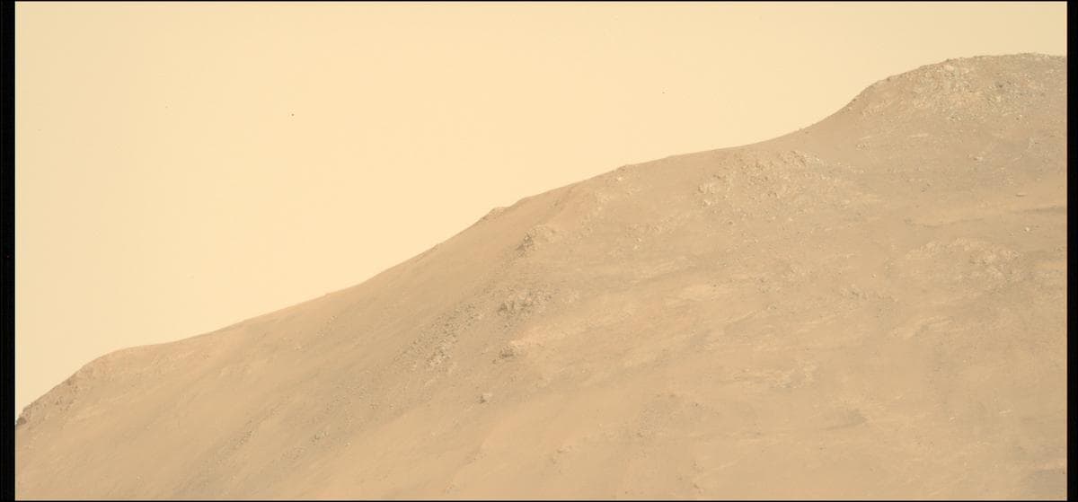 Foto de Marte da câmera MCZ_LEFT