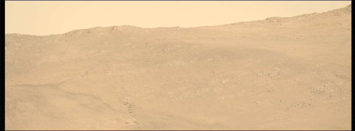 Foto de Marte da câmera MCZ_LEFT