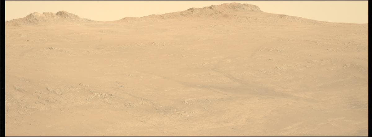 Foto de Marte da câmera MCZ_LEFT