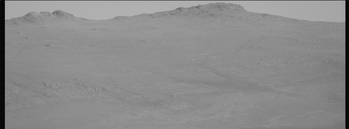 Foto de Marte da câmera MCZ_LEFT