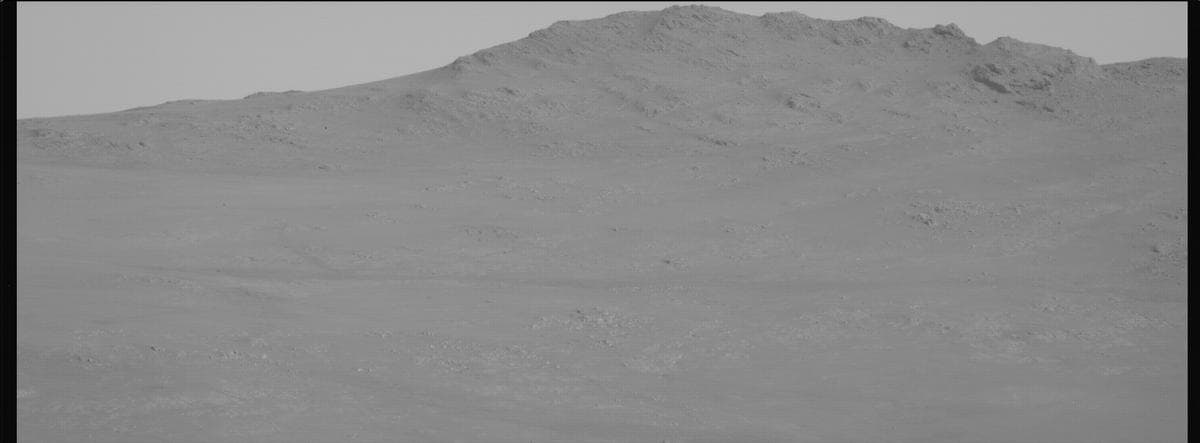 Foto de Marte da câmera MCZ_LEFT