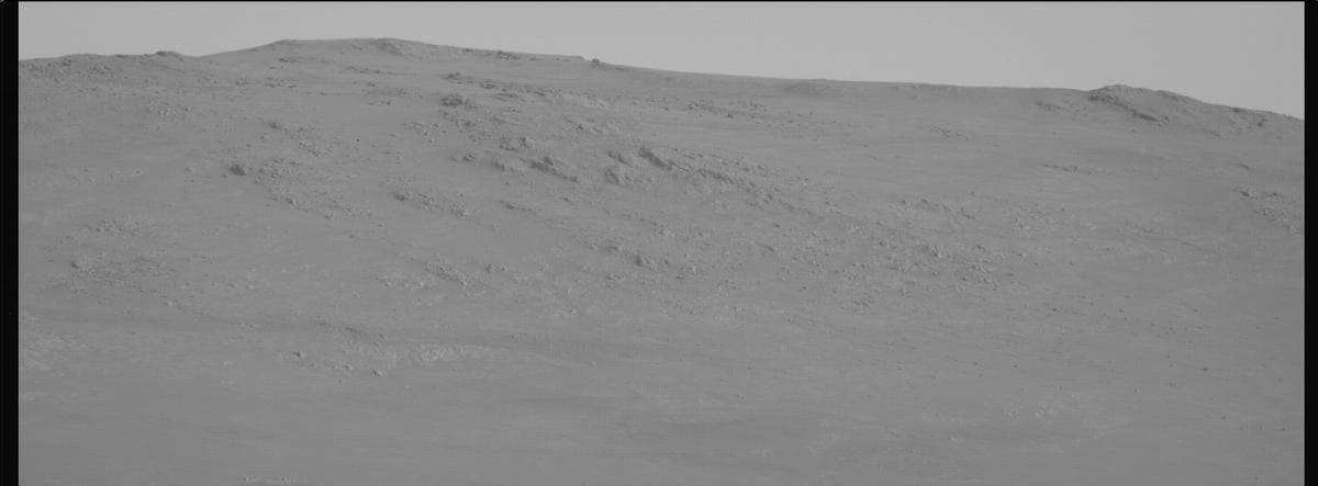 Foto de Marte da câmera MCZ_LEFT