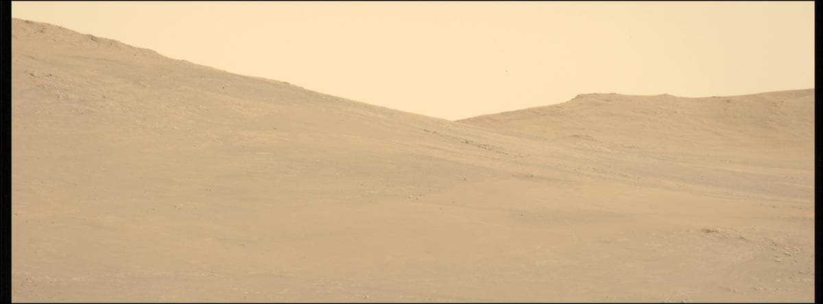 Foto de Marte da câmera MCZ_LEFT