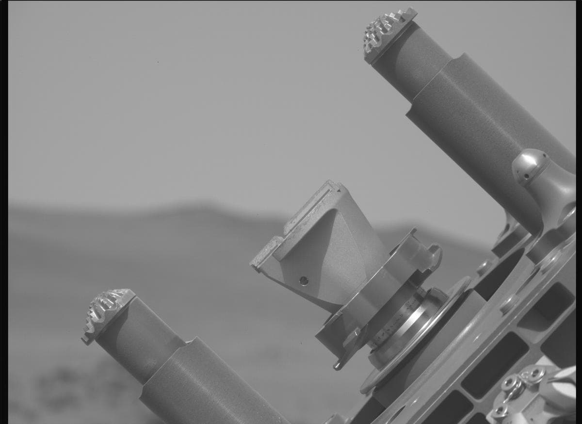 Foto de Marte da câmera MCZ_LEFT