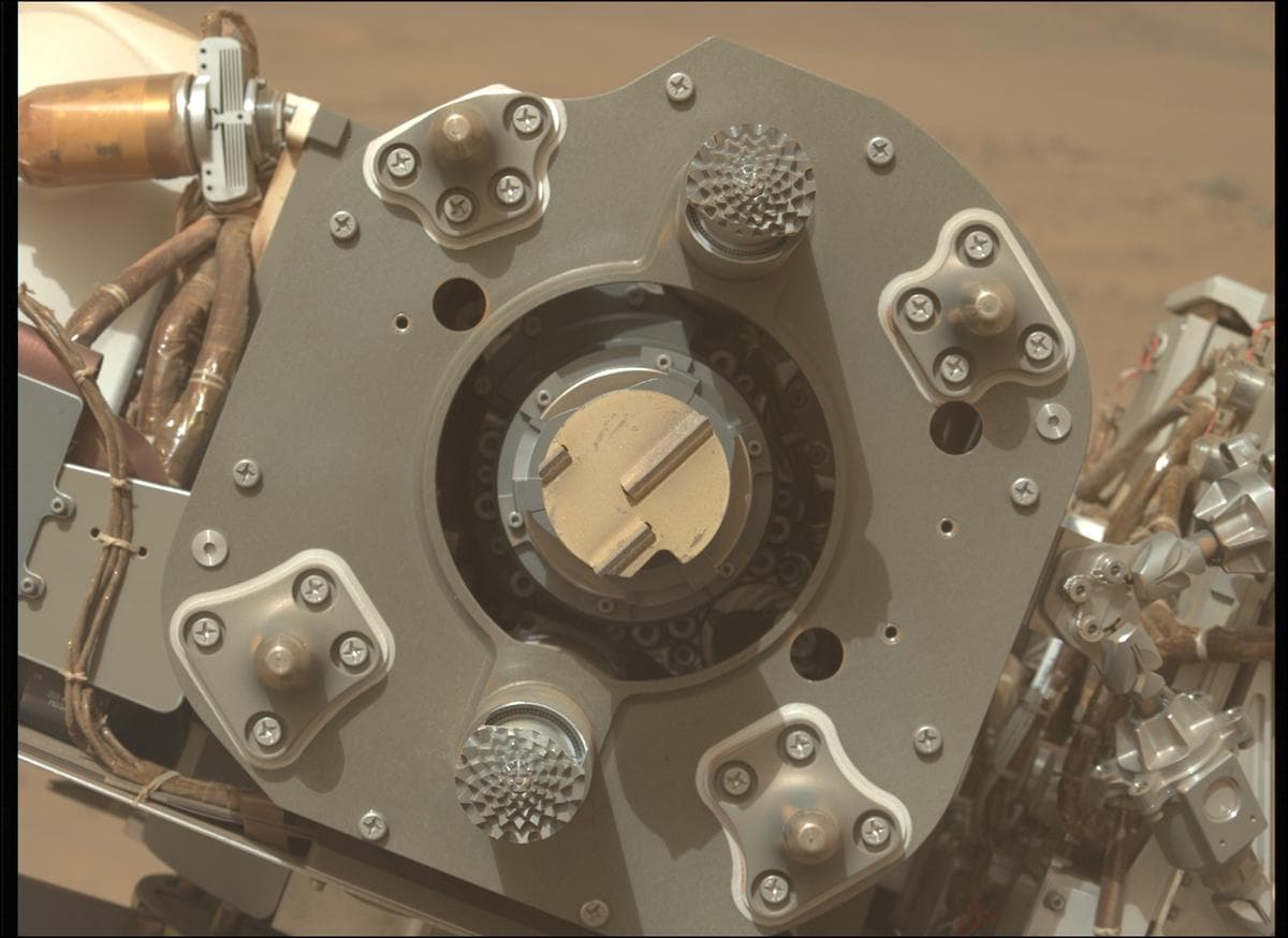 Foto de Marte da câmera MCZ_LEFT